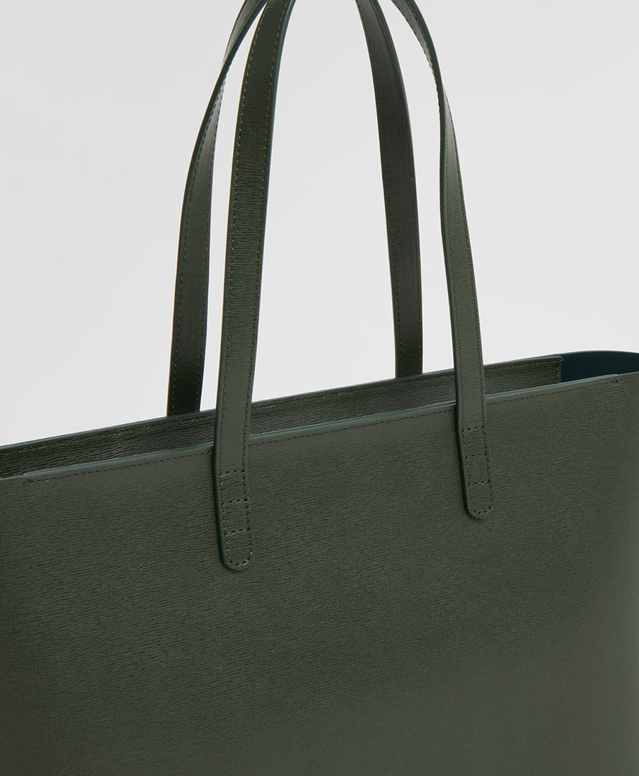 Leather Bag in Moss Green Leather With Zip and Inside Lining. 