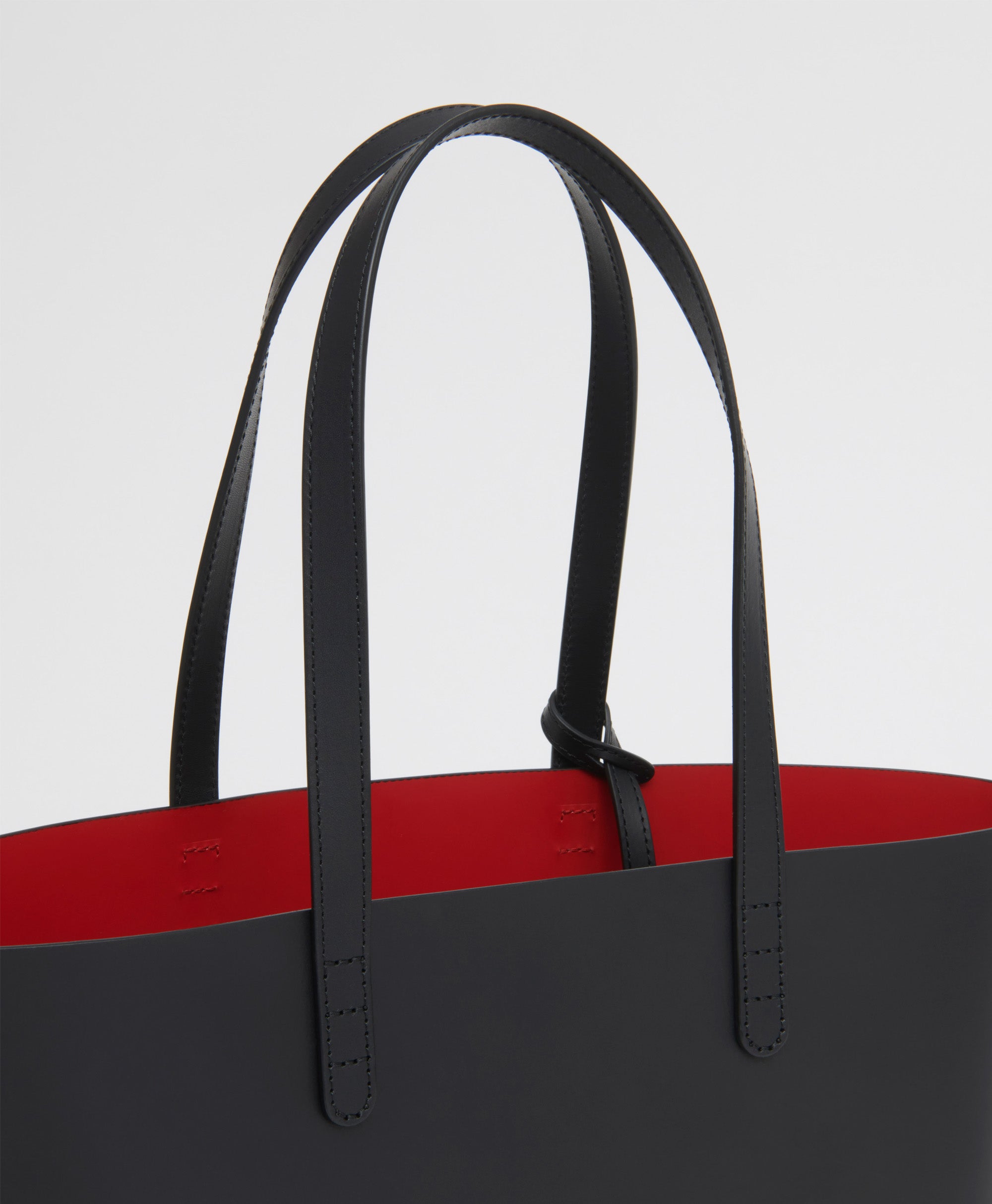 Black handbag 2025 with red interior